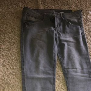 NWT grey skinny jeans